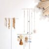 2-i-1 Smykkedisplayholder, Smykkestativtræ, 3 T-formede Metalstænger med Huller, Opbevaringsbakke, Justerbar, Lang Halskæde Armbåndsørering, Rustik Brun og Hvid - Billede 4