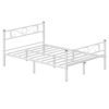 Hvid metal dobbeltseng ramme til 140x190 cm madras, let at samle.