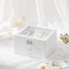 Songmics smykkerboks, 3-lags fløjls smykkedisplay og arrangør med klart glaslåg, forskellige rum til halskæder, armbånd, ringe, lås og nøgle, hvid JBC158W01 - Billede 2