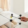 Songmics Interlocking Shoe Rack, rektangulær opbevaringsarrangør, 15-slot modulær DIY-opbevaringshylde, metaltrådgarderobe, hvid LPC44S - Billede 7