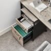 Låsbar arkivskab Office Cabinet med skuffer, universelle hjul, åbent rum, stålramme, grå sort - Billede 7