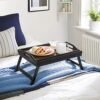 Songmics Bed Tray Bord med bambusfoldningsben, morgenmadsbakke til sofa, seng, servering af snackbakke med rille til telefon tablet, bærbar skrivebord, rustik mørkebrun LLD111B01 - Billede 2