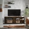 Vasagle TV stand med justerbare hylder og kabelforvaltning.