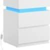 Hvidt sidebord med justerbar LED-lys og tre skuffer i moderne stil.