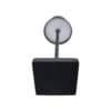 Trådløs bordlampe med dæmpbar funktion og moderne design.