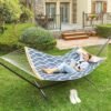 SONGMICS Hammock, Quilted Fabric Hammock with Detachable Curved Bamboo Spreaders, Pillow, 200 x 140 cm, Load Capacity 225 kg, Blue and Beige Rhombus GDC034I02 - Billede 2