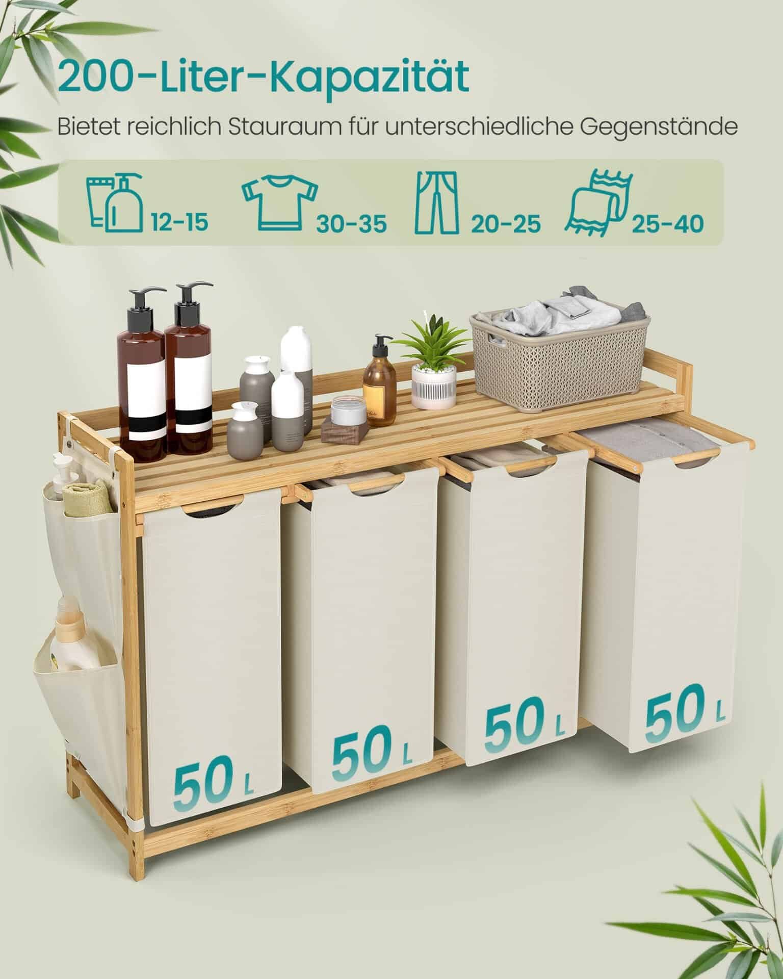 Badeværelsesopbevaringsskab med 4 store poser og hylder.