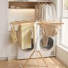 SONGMICS Clothes Drying Rack, Rotary Foldable Clothes Airer, Portable Laundry Drying Stand, Space-Saving, Rotatable, Freestanding,Laundry Room Balcony, 16 Pull-Out Wood Arms, Natural Colour LLR530YW01 - Billede 2
